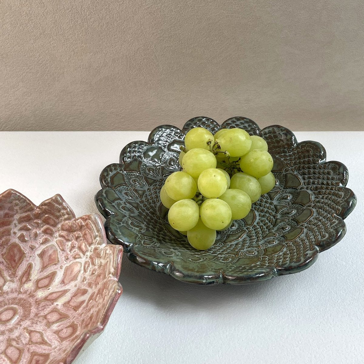 grande coupelle en grès avec fruit