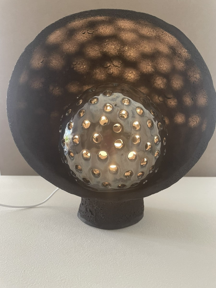 Lampe 2 en 1 allumée effet volcanique